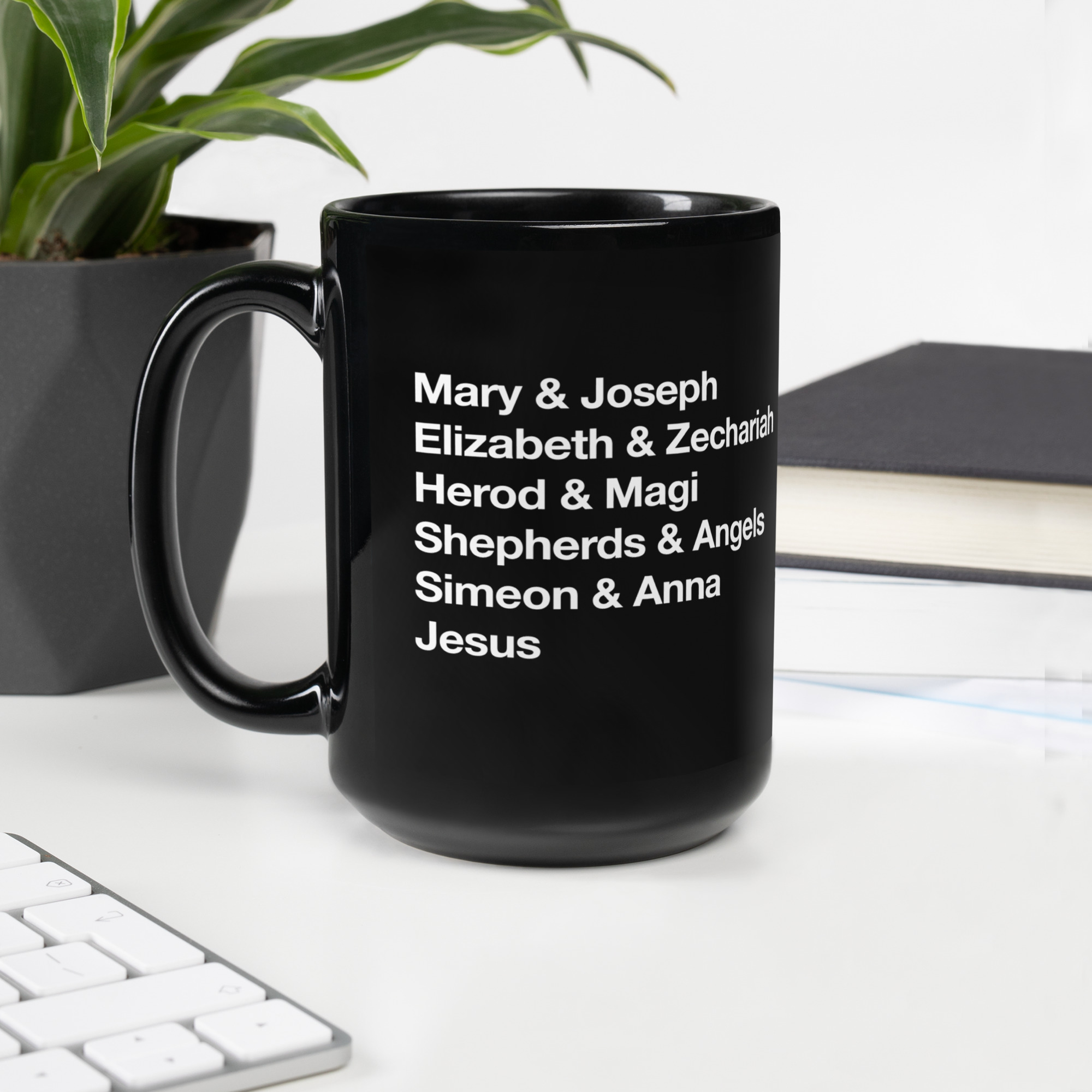 Christmas Messengers Black Glossy Mug - Image 2
